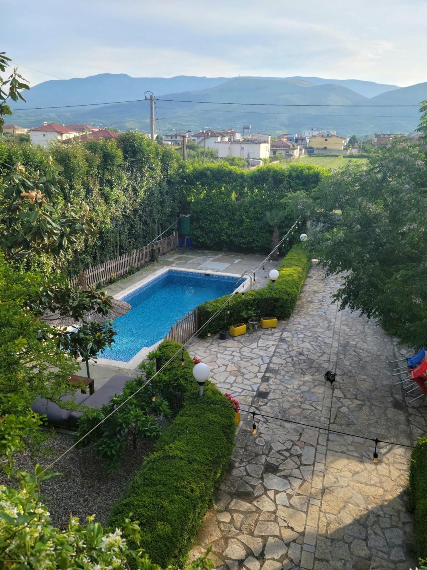 Villa Llanaj Berat Exterior foto